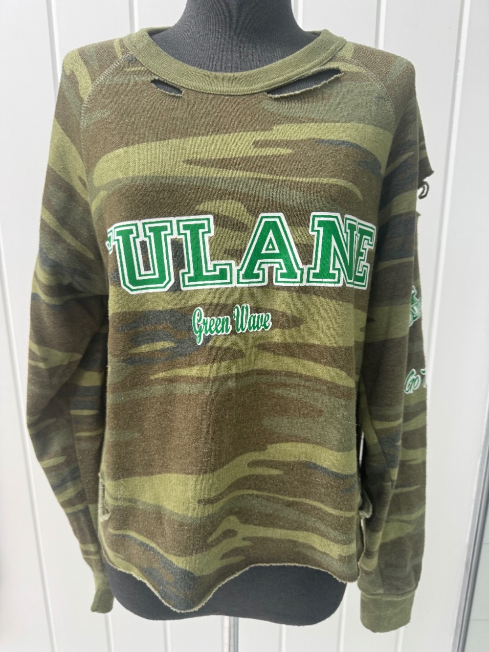 TULANE GREEN CAMO DISTRESSED SWEARSHIRT LADIES SMALL